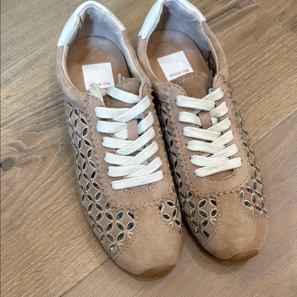 Dolce Vita suede Beige Lace-Up Sneakers